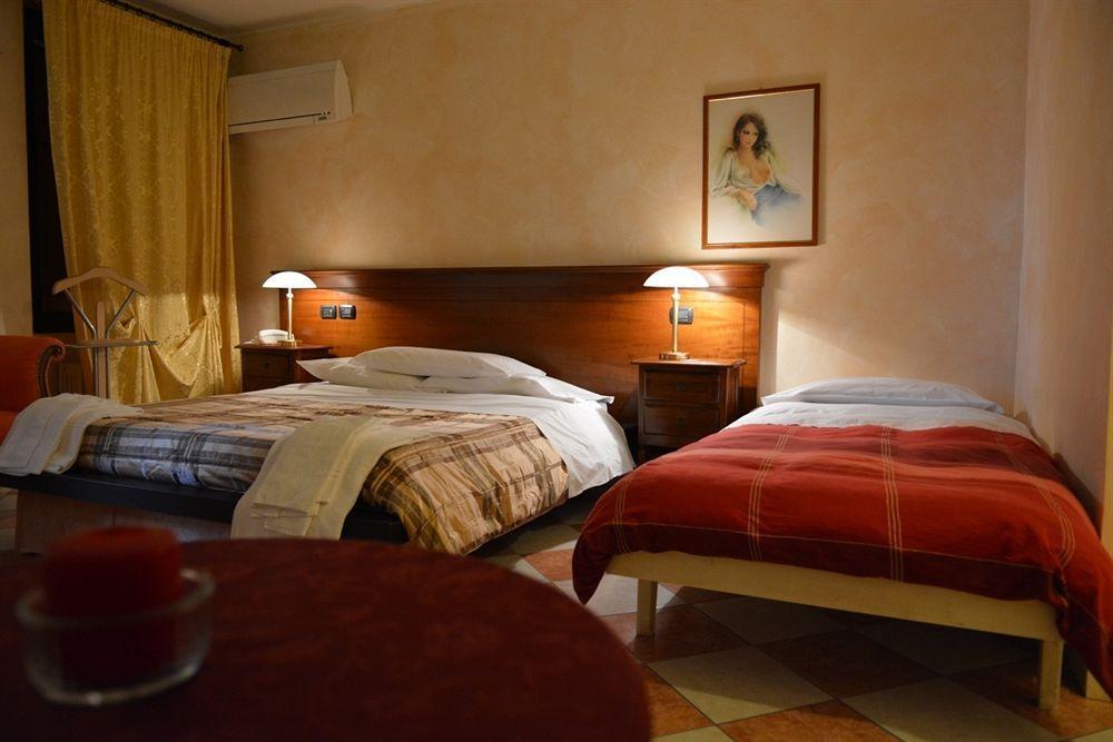 Hotel Due Colonne San Bonifacio Dış mekan fotoğraf